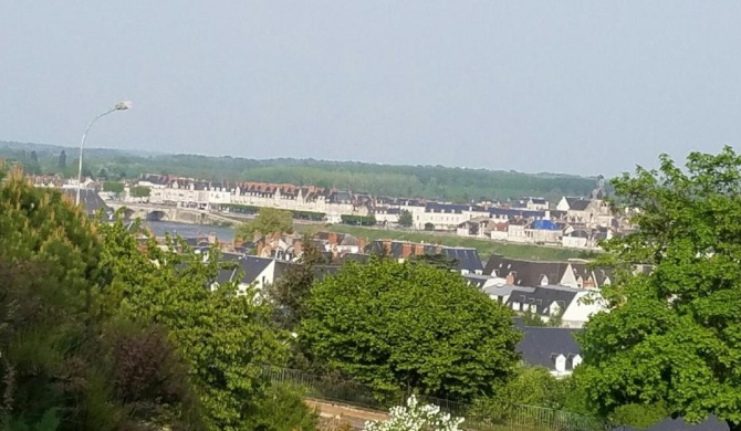 Capucins, appartement dans maison individuelle