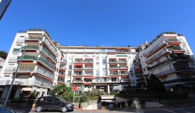 Appartements Cannes Centre : Rond Point Duboys d'Angers