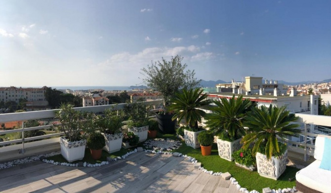 Cannes SEA & SKY