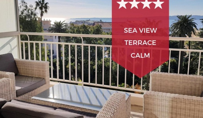 CANNES 7 minutes from the beaches Cosy and convenient With terrace