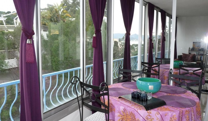 One bedroom apartment in Cannes with a terrasse and stunning views walking distance to the Palais 453
