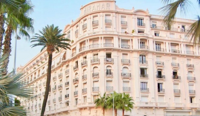 New | Luxury Apartment in Palais Miramar