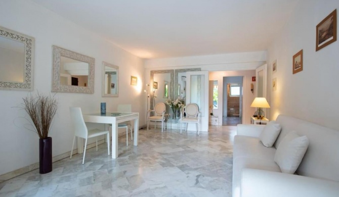 Spacious 3 pax apartment with garden in Cannes