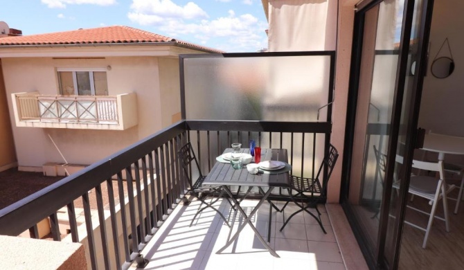 Studio belle terrasse central (Ake)