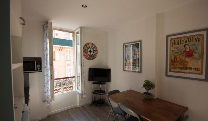 Studio Flat in Historic Center