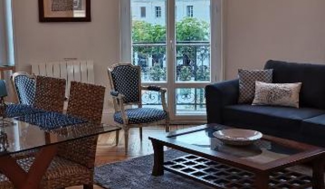 Appartement F3 au balcon de la Place du Martroi