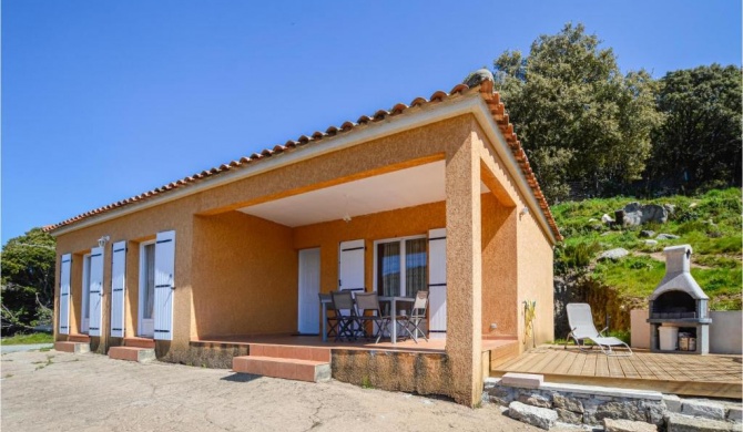 Three-Bedroom Holiday Home in Casalabriva