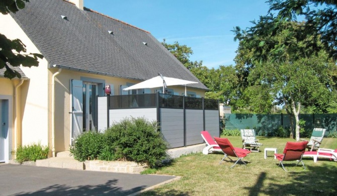Holiday Home Les Embruns - PHM306