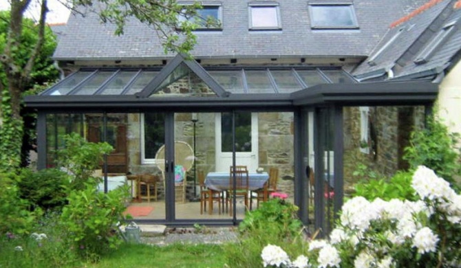 Pretty Holiday Home in Pordic Brittany, 4 km from Beach